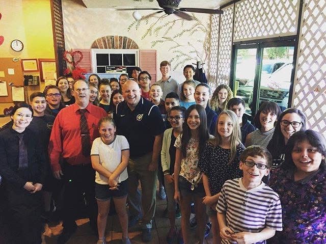 Spaghetti Eddie's giving back to local schools in the community